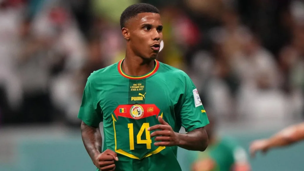 ismail jakobs, ismail jakobs galatasaray, ismail jakobs kimdir, ismail jakobs nasıl oyuncu, Jacobs galatasaray, galatasaray transfer