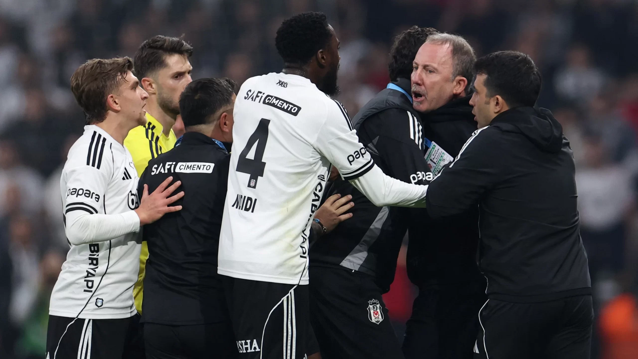 Fenerbahçe Beşiktaş 3-2, Fenerbahçe, Beşiktaş, Domenico Tedesco, Jhon Duran, Süper Lig, Beşiktaş 2 - 3 Fenerbahçe, Fenerbahçe 3 - 2 beşiktaş 2025