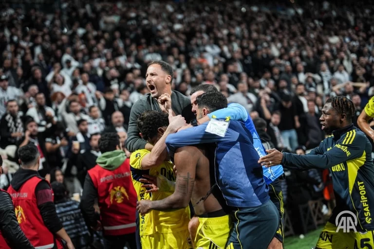 Fenerbahçe Beşiktaş 3-2, Fenerbahçe, Beşiktaş, Domenico Tedesco, Jhon Duran, Süper Lig, Beşiktaş 2 - 3 Fenerbahçe, Fenerbahçe 3 - 2 beşiktaş 2025